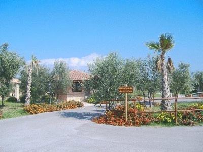 Santa Maria Villaggio Turistico В'єсте Екстер'єр фото